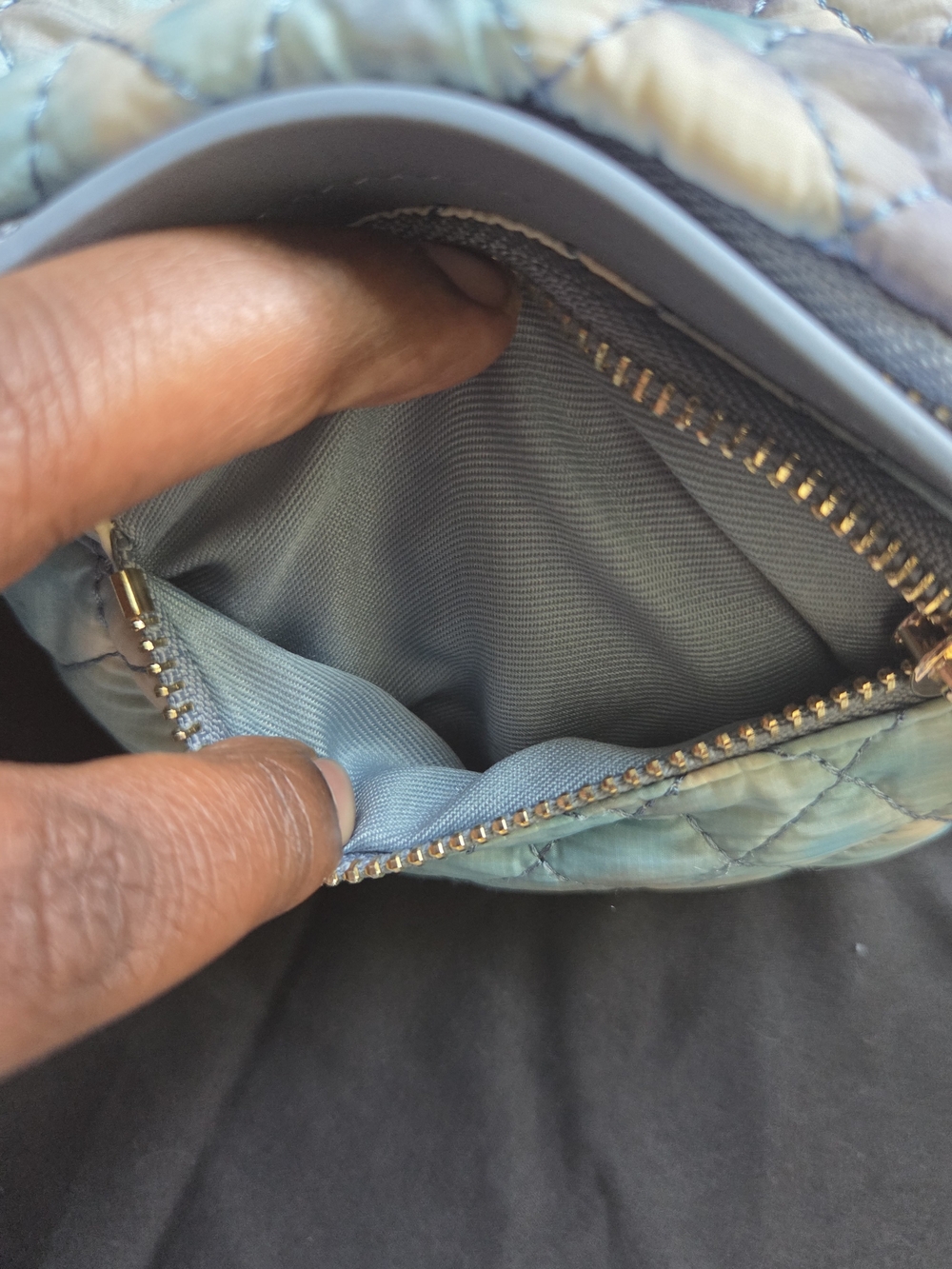 Urban Outfitters Quilted Iridescent Pastel Crossbody Bag - Picture 6 of 9